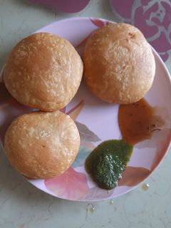 दाल की कचौड़ी (Dal ki kachori recipe in Hindi) रेसिपी मुख्य फोटो