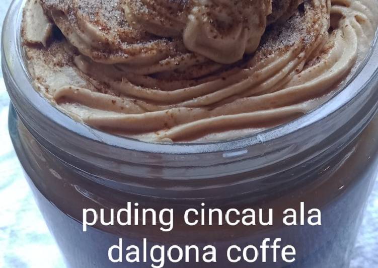 Puding cincau ala dalgona coffee