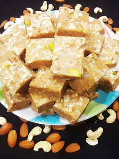 અડદિયા (Adadiya recipe in Gujarati) રેસીપી મુખ્ય ફોટો