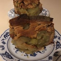A picture of California Farm Orchard Apple Pie.