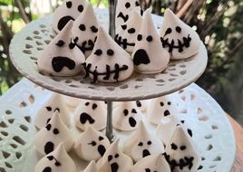 Merenguitos fantasmas