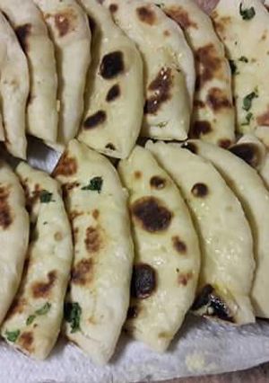 A picture of Naan.