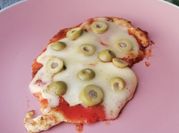 Una foto de pizza anchoa y queso
