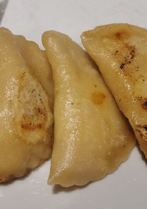 Une photo de 🇫🇷 🇬🇧 Perrogi tradi fromage Pomme de terre PLA0020
