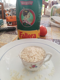 Una foto de Arroz y conejo receta de la abuela Maru