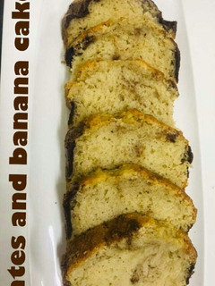 பேரீச்சம் வாழை பழ கேக் (Pericham vaazhaipazha cake recipe in tamil) செய்முறை முக்கிய புகைப்படம்