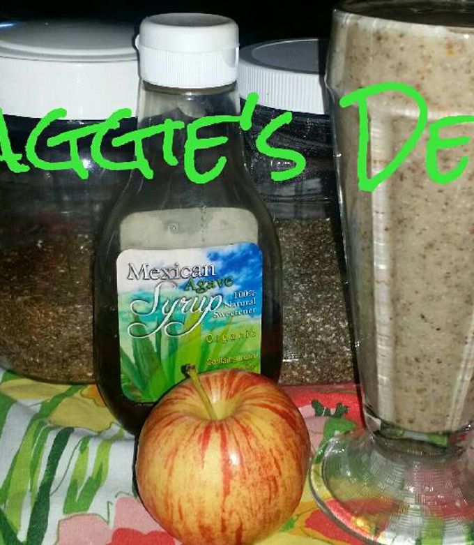 Una foto de Licuado de manzana, avena chía y linaza