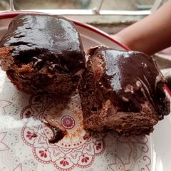 A picture of Hobnob style chocolate cake 🎂🎂🍫🍫.