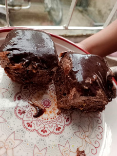 A picture of Hobnob style chocolate cake 🎂🎂🍫🍫.