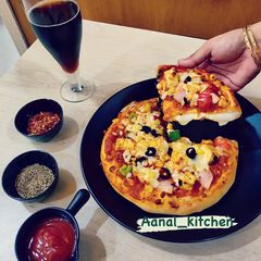 A picture of Cheese burst pizza.