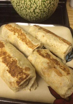 Una foto de Burritos para "lonche"