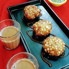 A picture of Sabudana wada.