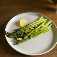 A picture of Sautéed Asparagus with Garlic and Lemon.