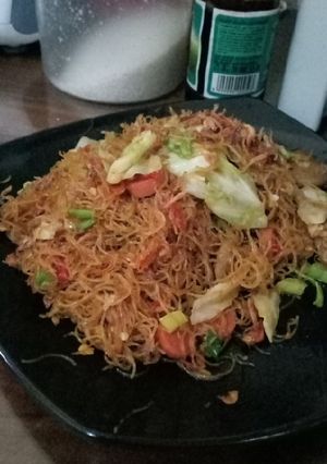 Foto resep Bihun goreng bakso sosis