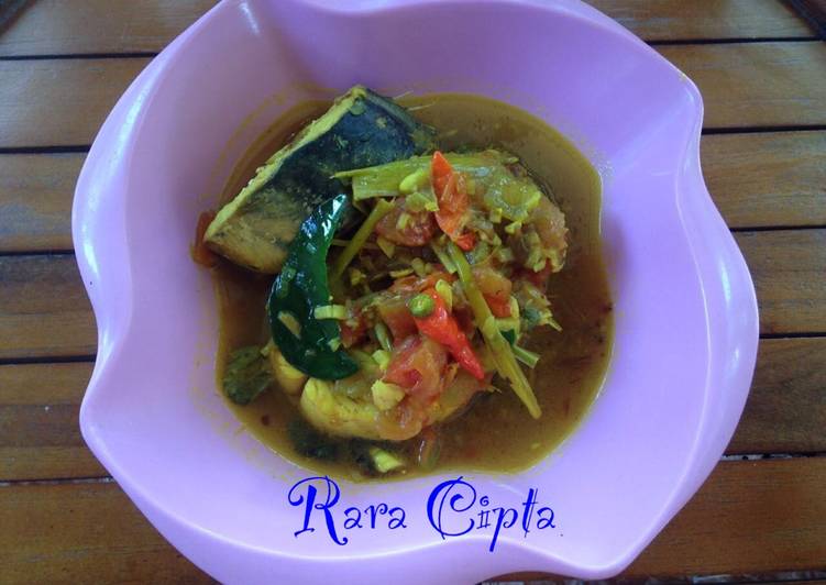 Resep Sup Ikan Cakalang Kuah Kuning, Lezat