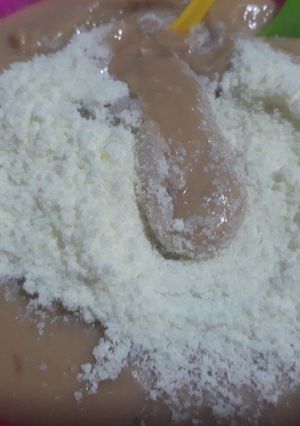 A picture of Dawa with milk.