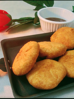 मूँग दाल कचौरी (Moong Dal kachori recipe in hindi) रेसिपी मुख्य फोटो
