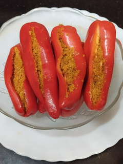 A picture of Stuffed Red Chilli Pickle.