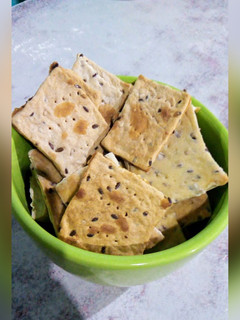 Una foto de Galletitas de agua con mix de semillas