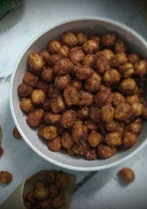 A picture of Crunchy Chickpeas.