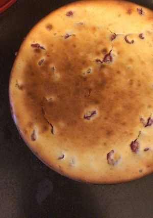 A picture of Baked raspberry cheesecake.