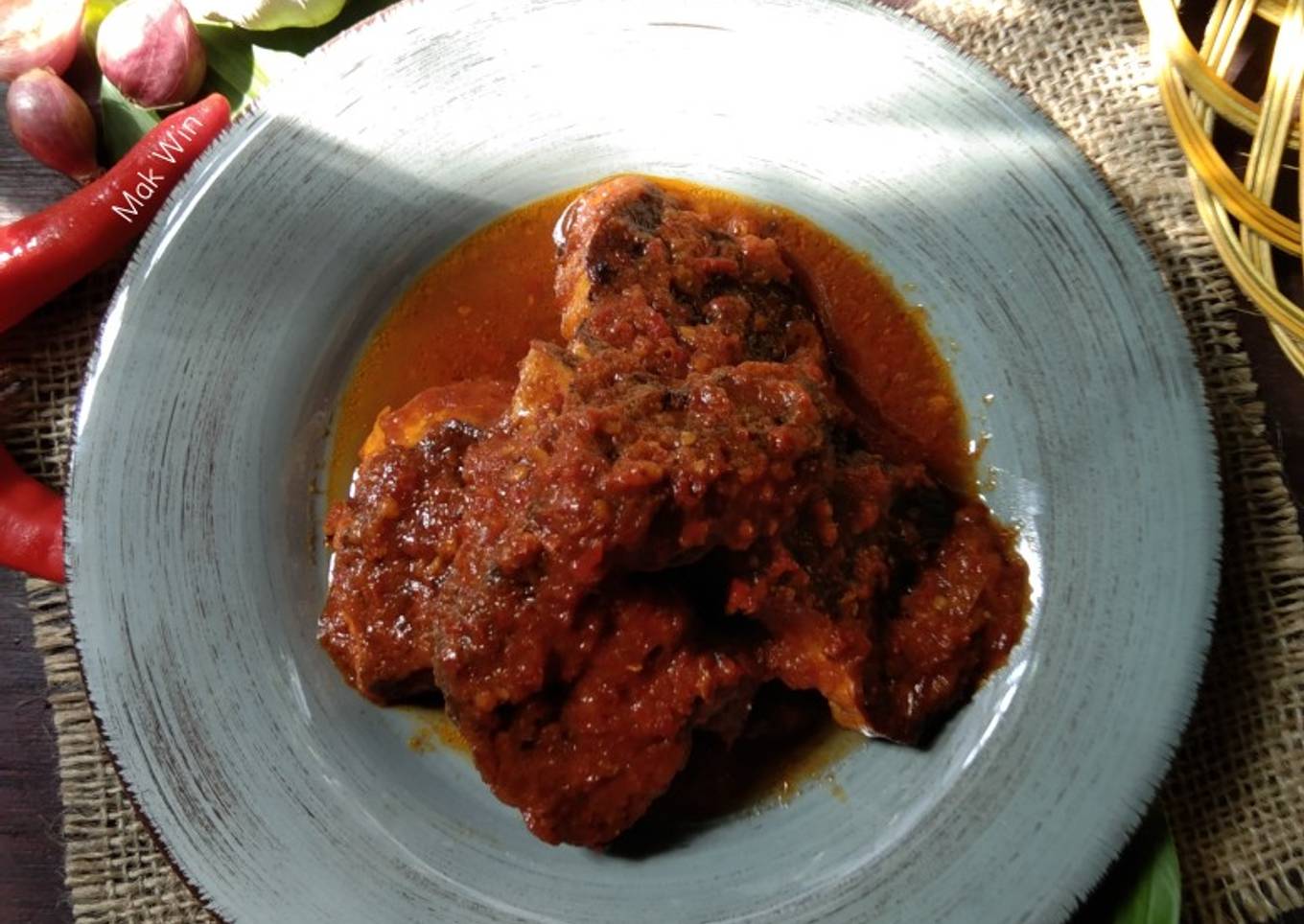 Sambal tumis ikan hiu asap
