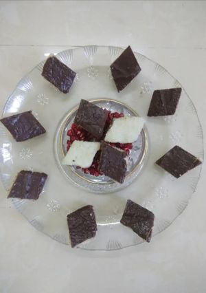 A picture of Chocolate kopra paak.