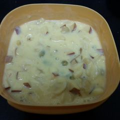A picture of Fruit Custard.