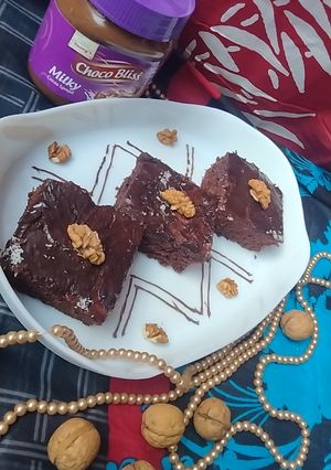 A picture of 10 minutes microwave Brownie.