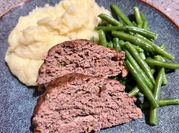 A picture of beef meatloaf
