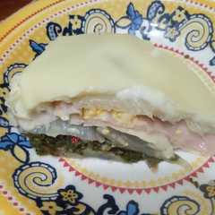 A picture of Lasagna de pencas/tallos de acelga.