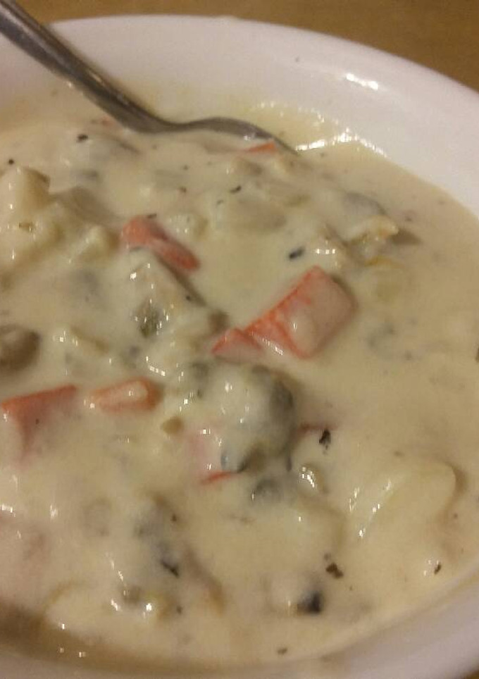 A picture of New England Clam Chowder Stuck in the Midwest.