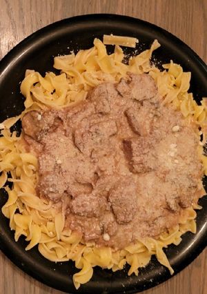 A picture of Crock Pot Beef Stroganov.