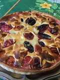 Tarte aux quetsches, prunes d'ente et fruits à coque