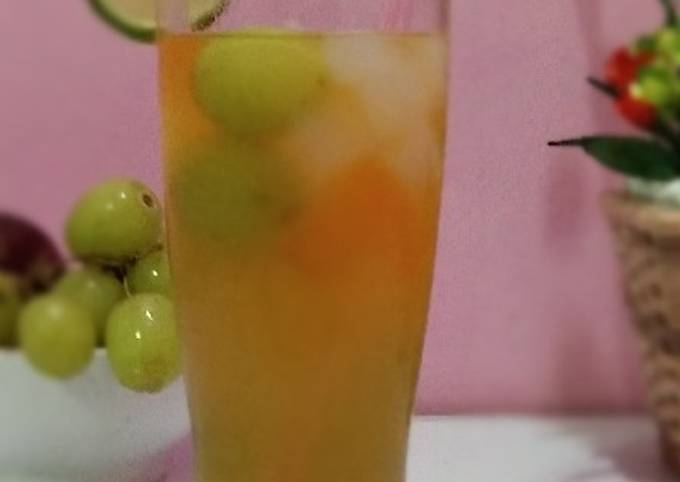 Ternyata begini loh! Resep membuat Es Sari Nanas Sueger yang nikmat