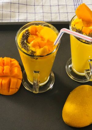 A picture of Mango smoothie.