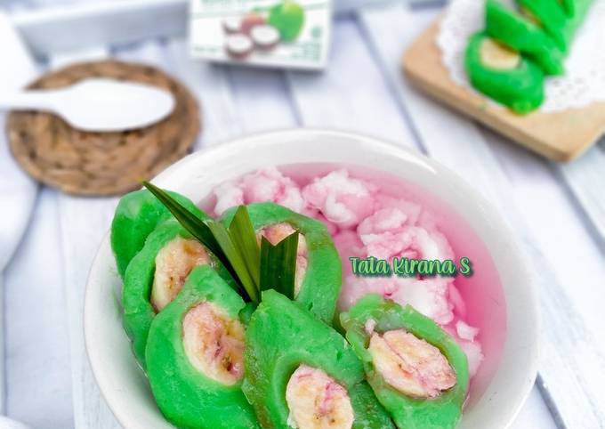 Es Pisang Ijo Khas Makassar Sulawesi Selatan