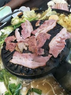 รูปของ หมูหมักนุ่มๆ สำหรับหมูกระทะ สุกี้