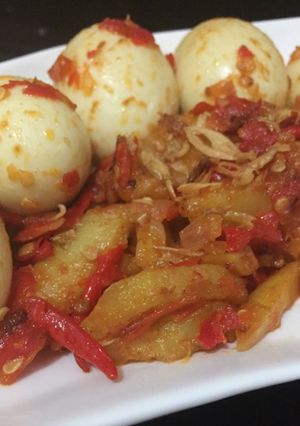 Foto resep Balado Telur dan Kentang