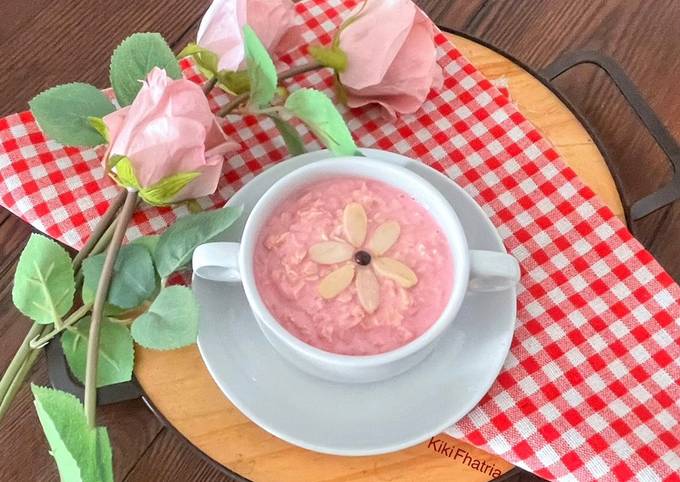 Resep Bubur Pink Marsha And The Bear Overnight Oat Pink Oleh Kiki Fhatria Cookpad 0543