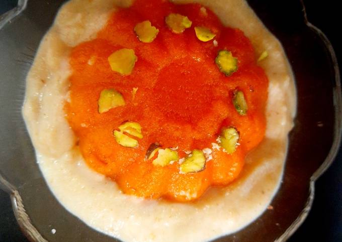 Carrot cashew halwa with rabdi