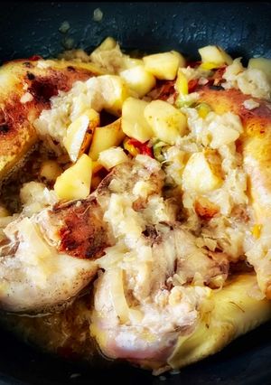 Una foto de Pollo a la cerveza con verduras (sin horno)