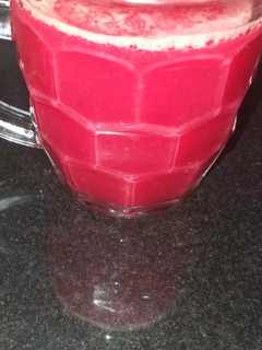 Una foto de Batido de remolacha y naranja