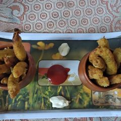 A picture of Potato samolina fingers.