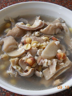 豬肚蓮子四神湯 的食譜成品照片