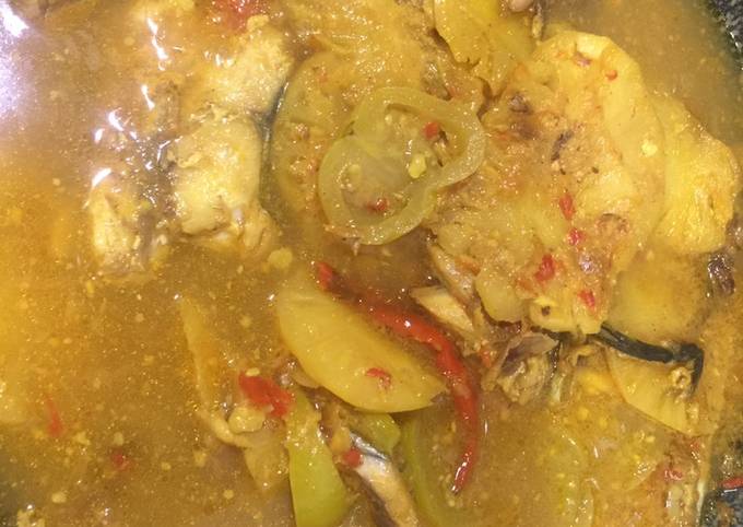 Cara bikin Lempa nanas kepala ikan tenggiri Cara bikin Lempa nanas kepala ikan tenggiri