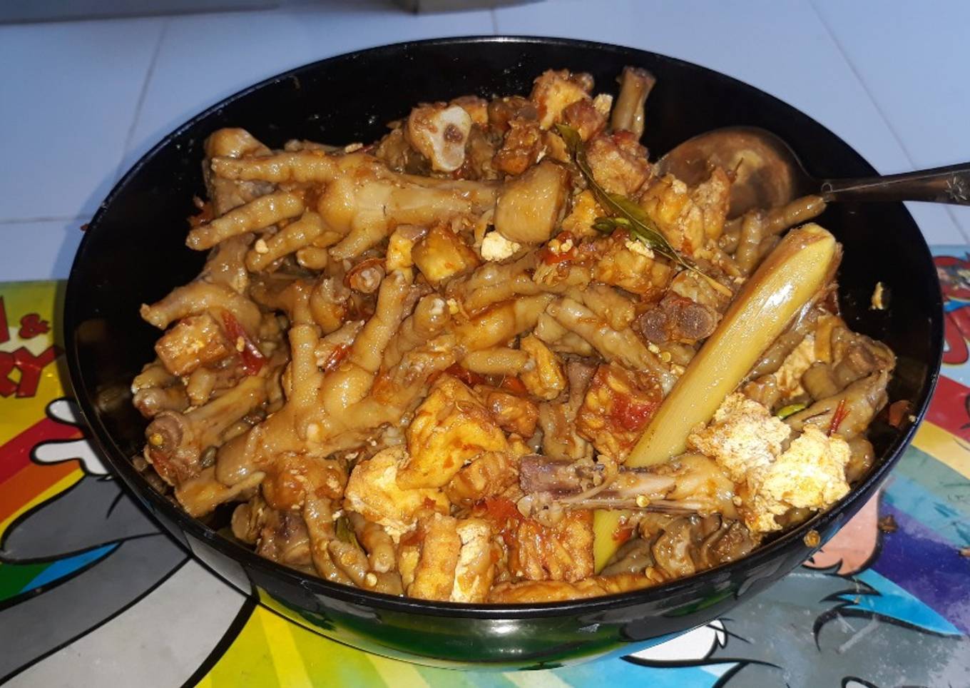 Ceker pedas mampus mix tempe tahu
