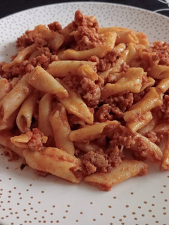 Una foto de Macarrones con carne picada