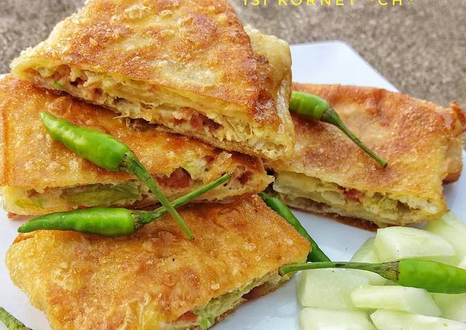 Bagaimana Membuat Martabak Telur Kornet yang Lezat Sekali