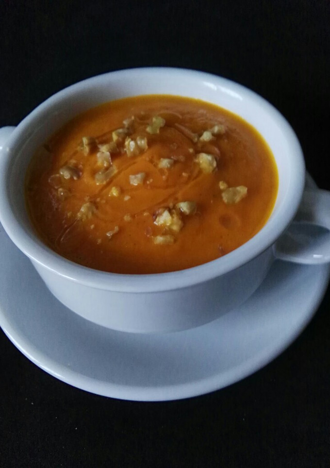 Una foto de Crema de zanahoria asada con jengibre